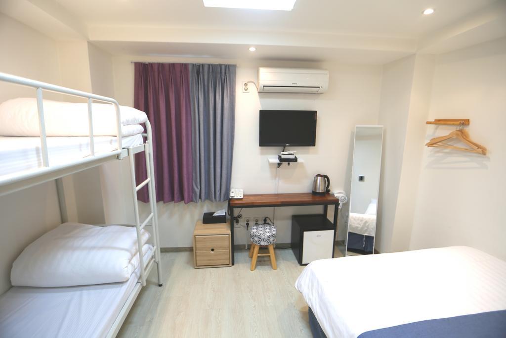 Must Stay Hotel Myeongdong Seoul Exterior photo