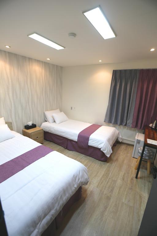 Must Stay Hotel Myeongdong Seoul Exterior photo
