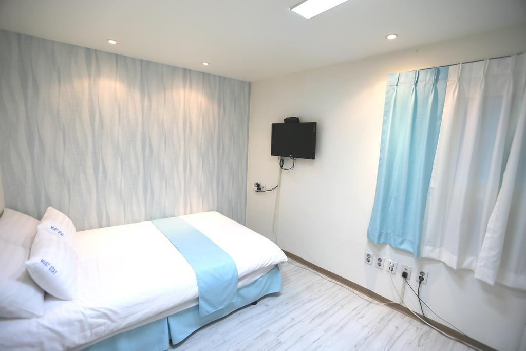 Must Stay Hotel Myeongdong Seoul Exterior photo